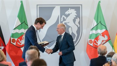 Prof. Dr. Karl-Rudolf Korte aus Worms 