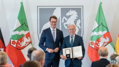 Prof. Dr. Karl-Rudolf Korte aus Worms 