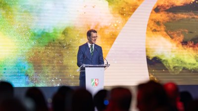 felix award 2025 – Siege für Para-Schwimmer Taliso Engel und Bob-Team Nolte/Levi