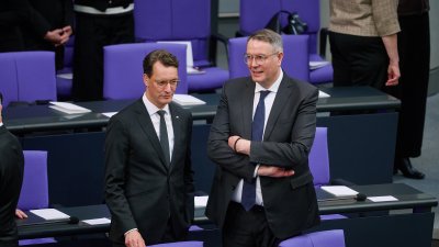 Ministerpräsident Hendrick Wüst ist zu Gast im Bundestag
