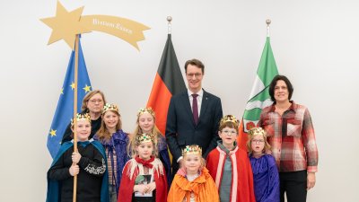 Ministerpräsident Hendrik Wüst empfängt Sternsinger