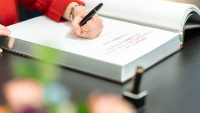 Ministerpräsident Wüst empfängt die Botschafterin von Kanada in Deutschland zum Antrittsbesuch