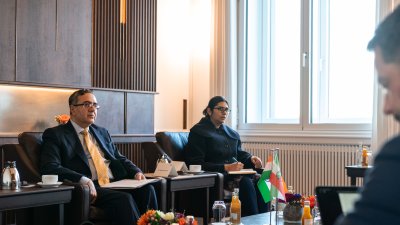 Ministerpräsident Hendrik Wüst empfängt den Botschafter der Republik Indien zum Antrittsbesuch