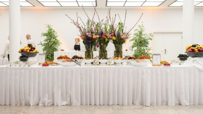 Die Landesregierung lädt zum Iftar-Empfang in die Staatskanzlei ein