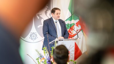 Die Landesregierung lädt zum Iftar-Empfang in die Staatskanzlei ein