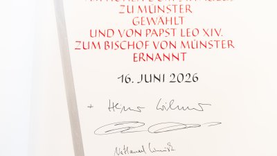 Dr. Heiner Wilmer legt Treueid als künftiger Bischof von Münster ab