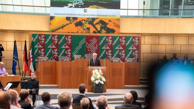 Fünf Jahre nach der Hochwasserkatastrophe: Gemeinsames Gedenken von Landtag und Landesregierung im Beisein von Bundespräsident Steinmeier