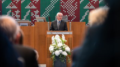 Fünf Jahre nach der Hochwasserkatastrophe: Gemeinsames Gedenken von Landtag und Landesregierung im Beisein von Bundespräsident Steinmeier