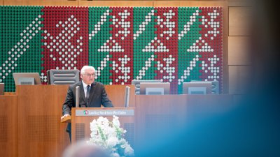 Fünf Jahre nach der Hochwasserkatastrophe: Gemeinsames Gedenken von Landtag und Landesregierung im Beisein von Bundespräsident Steinmeier 