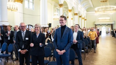Fast 4.000 künftige Lehrerinnen und Lehrer starten landesweit in ihren Vorbereitungsdienst
