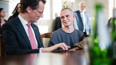 Die Botschafterinnen und Botschafter sollen die Zusammenarbeit sichtbar machen, neue Impulse setzen und die Partnerschaft in ihre jeweiligen Netzwerke hineintragen.