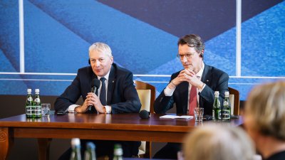 Die Botschafterinnen und Botschafter sollen die Zusammenarbeit sichtbar machen, neue Impulse setzen und die Partnerschaft in ihre jeweiligen Netzwerke hineintragen.