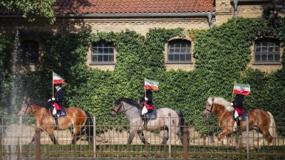 Ministerpräsident Hendrik Wüst empfängt Konsularisches Korps beim Sommerempfang in Warendorf