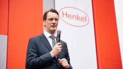 Ministerpräsident Wüst besucht gemeinsam mit dem Henkel-CEO Carsten Knobel das Henkel-Werk in Elmadağ bei Ankara