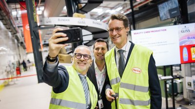 Ministerpräsident Wüst besucht gemeinsam mit dem Henkel-CEO Carsten Knobel das Henkel-Werk in Elmadağ bei Ankara