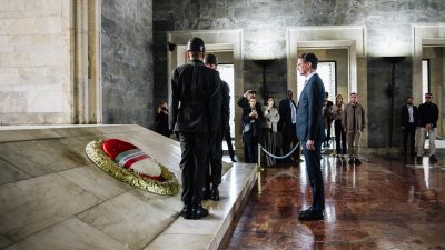 Kranzniederlegung am Atatürk-Mausoleum Anıtkabir