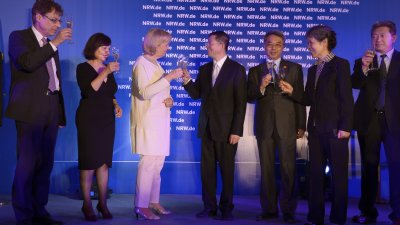 Ministerpräsidentin Hannelore Kraft bei der Eröffnung der neuen Repräsentanz NRW.INVEST Sichuan in Chengdu, China