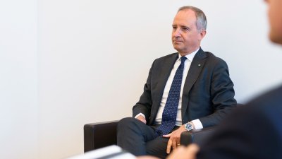 Ministerpräsident Hendrik Wüst trifft den italienischen  Botschafter Armando Varricchio