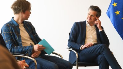 Girls & Boys Day: Schülerinnen und Schüler zu gast bei Ministerpräsident Hendrik Wüst