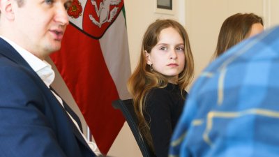 Girls & Boys Day: Schülerinnen und Schüler zu gast bei Ministerpräsident Hendrik Wüst