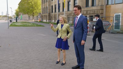 Ministerpräsident Hendrik Wüst empfängt die neue Botschafterin der USA Amy Gutmann