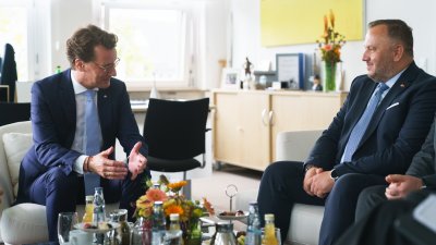 Ministerpräsident Hendrik Wüst empfängt den Marschall der polnischen Woiwodschaft Schlesien