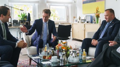 Ministerpräsident Hendrik Wüst empfängt den Marschall der polnischen Woiwodschaft Schlesien