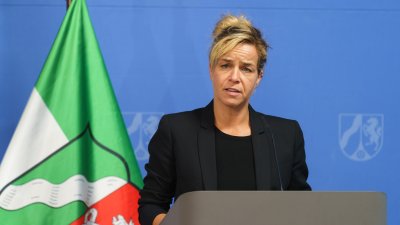 Kabinettpressekonferenz zum Nachtragshaushalt 2022