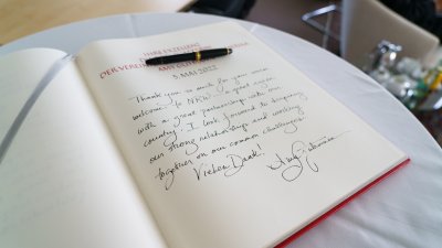 Ministerpräsident Hendrik Wüst empfängt die neue Botschafterin der USA Amy Gutmann