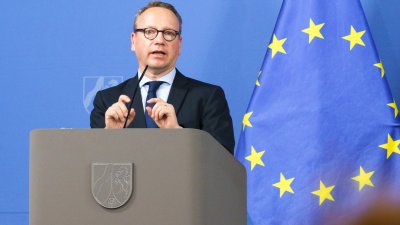 Kabinettspressekonferenz zur NRW-Bundesratsinitiative zur Verschärfung von Straftaten im Amt