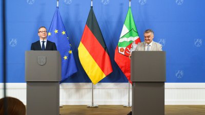 Kabinettspressekonferenz zur NRW-Bundesratsinitiative zur Verschärfung von Straftaten im Amt