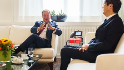 Ministerpräsident Armin Laschet empfängt den Generalkonsul von Japan in Nordrhein-Westfalen