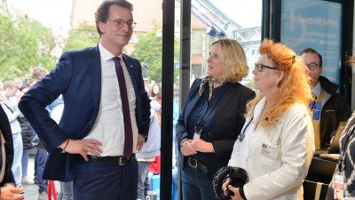 Ministerpräsident Hendrik Wüst nimmt an den Feierlichkeiten zum Tag der Deutschen Einheit in Erfurt teil