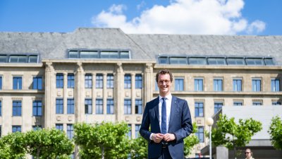 Wahl und Vereidigung von Ministerpräsident Hendrik Wüst