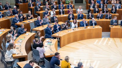 Wahl und Vereidigung von Ministerpräsident Hendrik Wüst