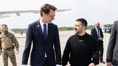 Karlspreisträger Wolodymyr Selenskyj  landet in Nordrhein-Westfalen