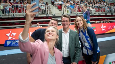 Ministerpräsident Hendrik Wüst besucht die FINALS in Düsseldorf