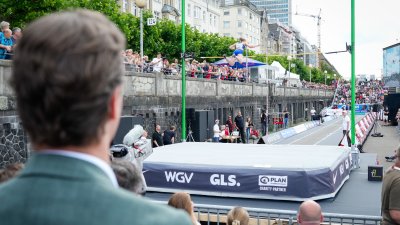Ministerpräsident Hendrik Wüst besucht die FINALS in Düsseldorf