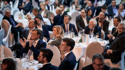 Ministerpräsident Hendrik Wüst dankt Arbeitnehmerinnen und Arbeitnehmern