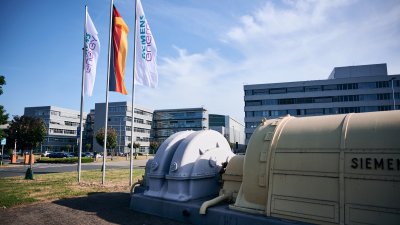 Ministerpräsident Hendrik Wüst und Bundespräsident Frank-Walter Steinmeier besuchen Siemens Energy in Mülheim an der Ruhr
