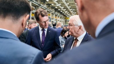 Ministerpräsident Hendrik Wüst und Bundespräsident Frank-Walter Steinmeier besuchen Siemens Energy in Mülheim an der Ruhr