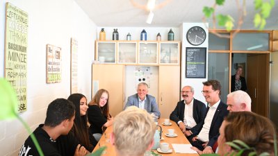 Von Weeze nach Xanten: Ministerpräsident Hendrik Wüst besucht den Niederrhein