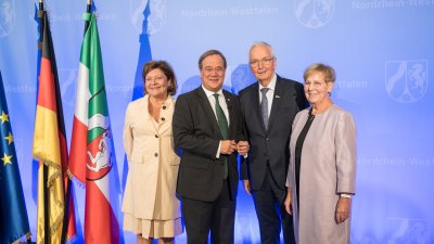 Ministerpräsident Armin Laschet verleiht den Staatspreis 2019 an Prof. Klaus Töpfer