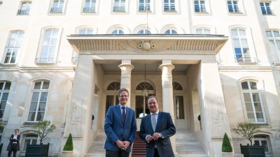 Der Kulturbevollmächtigte Ministerpräsident Armin Laschet besucht Frankreich
