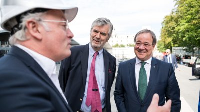 Der Kulturbevollmächtigte Ministerpräsident Armin Laschet besucht Frankreich