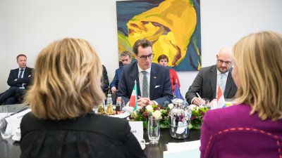 Erste niederländisch-nordrhein-westfälische Regierungskonsultationen