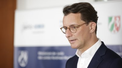 Ministerpräsident Hendrik Wüst dankt Staatsanwältinnen und Staatsanwälten für die innovative Arbeit im Bereich der Bekämpfung von Cyberkriminalität