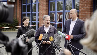 Bundespräsident Frank-Walter Steinmeier und Ministerpräsident Armin Laschet besuchen Erftstadt im Rhein-Erft-Kreis