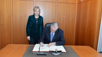 Antrittsbesuch des griechischen Botschafters Panayotis Zografos