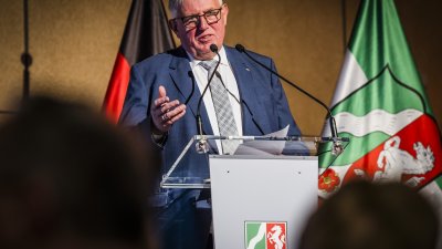 Ministerpräsident Hendrik Wüst würdigt Arbeitnehmerinnen und Arbeitnehmer